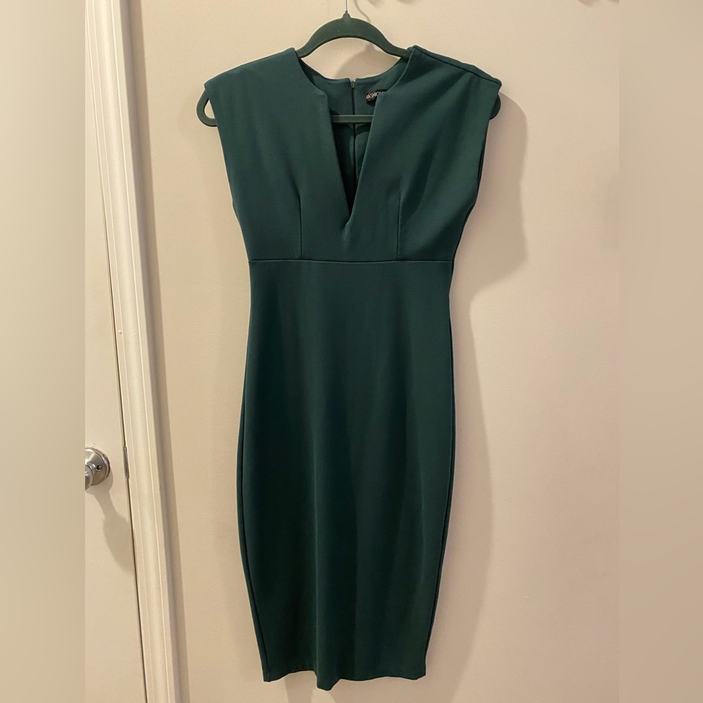 Fashion Nova Deep Green V-Neck Midi Sheath Dress